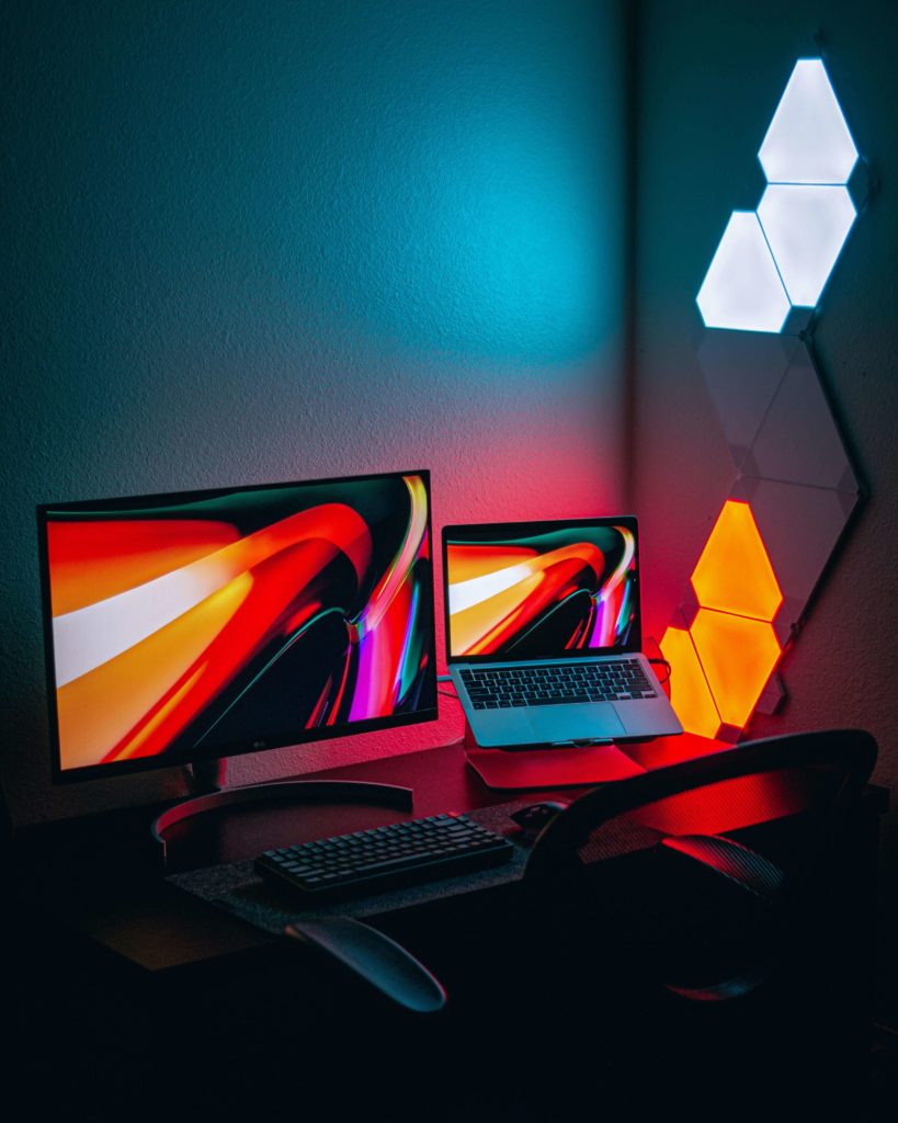 MacBook pro desk setup